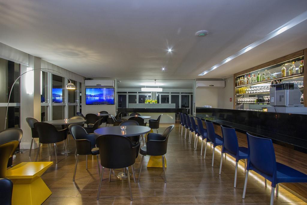 Le Canard Joinville Ngoại thất bức ảnh